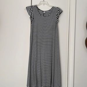 Old Navy medium black and white dress